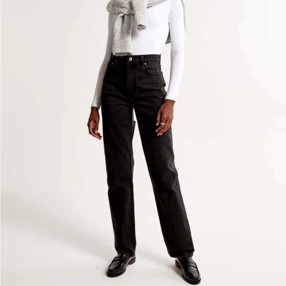 Abercrombie Black 90s Ultra High Straight Leg Jeans